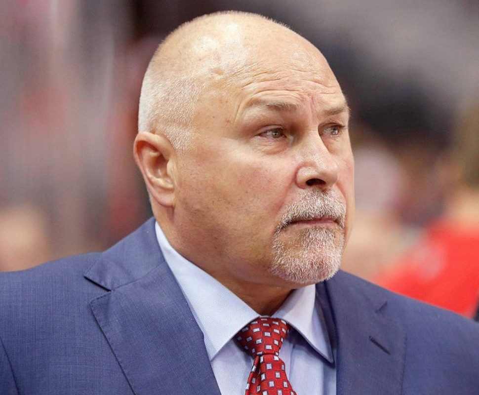 Le coach des Capitals a peur pour sa job...