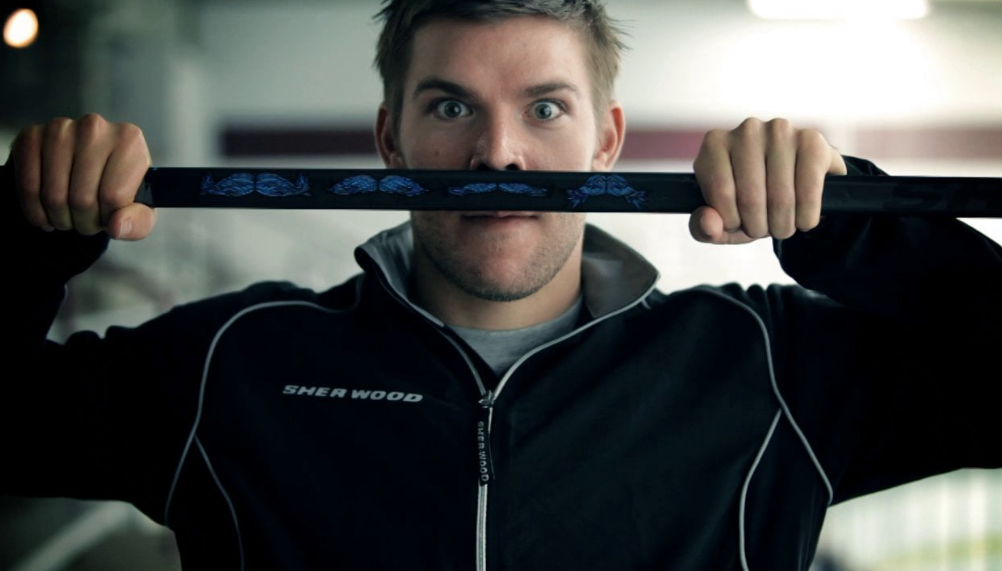 Le DG des Blues NIE les RUMEURS entourant Paul Stastny...