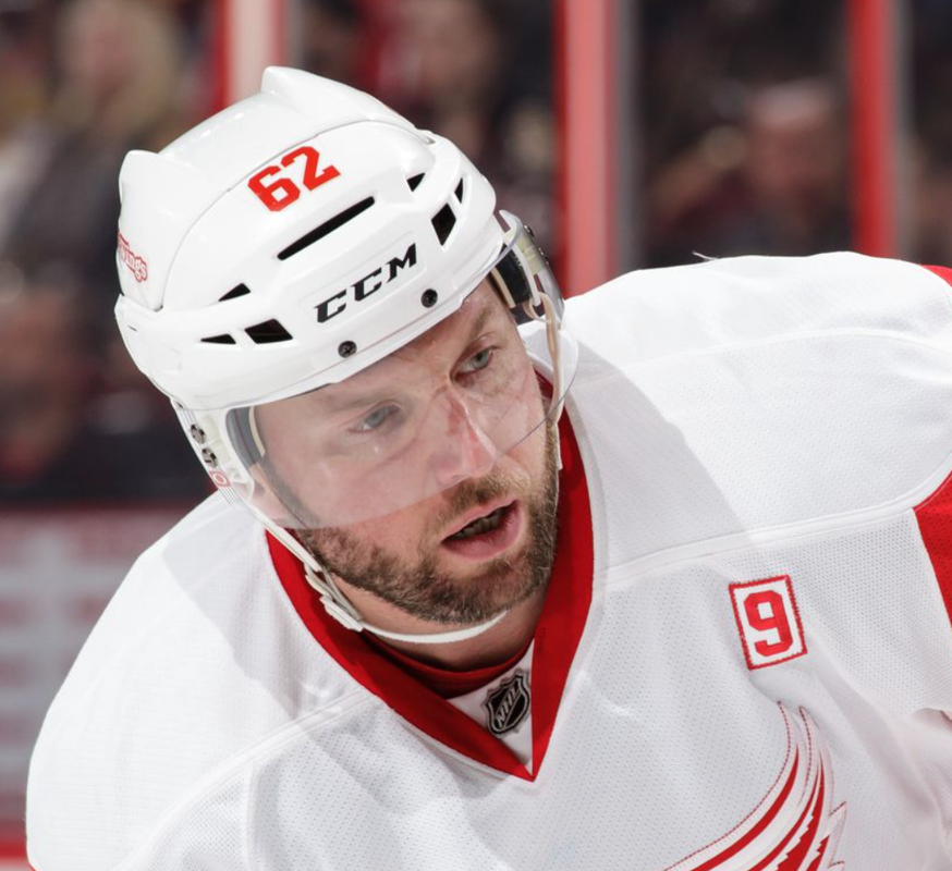 Le DG des Canucks pense pouvoir repasser Thomas Vanek...