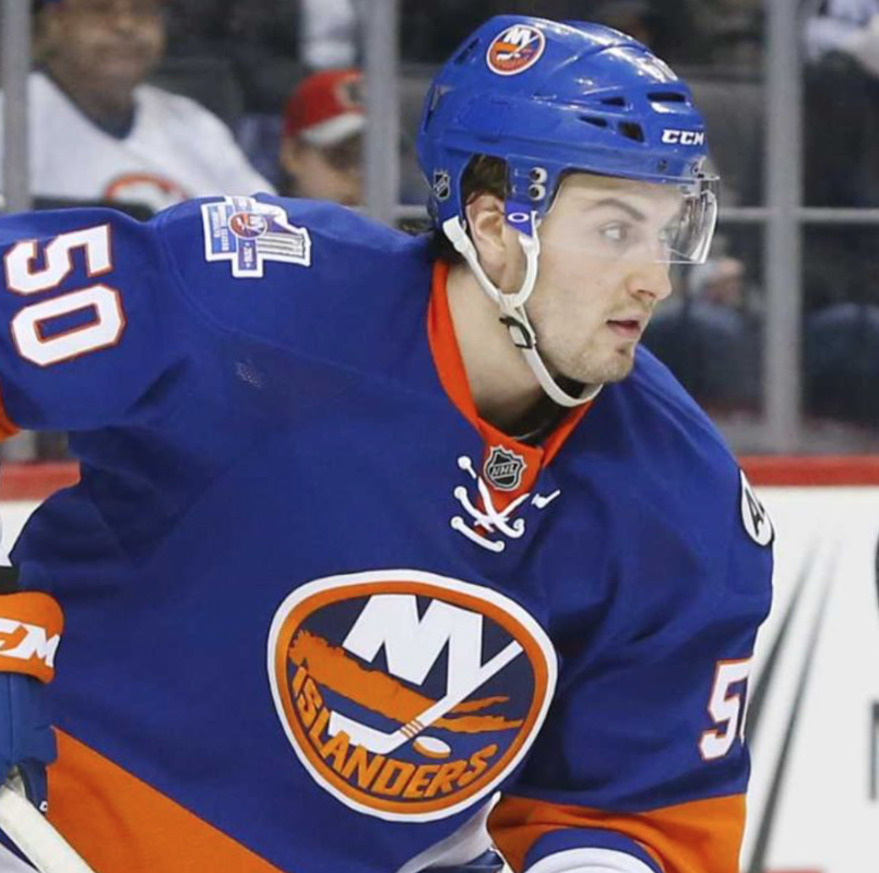 Le gars a joué 53 matchs dans la LNH et...
