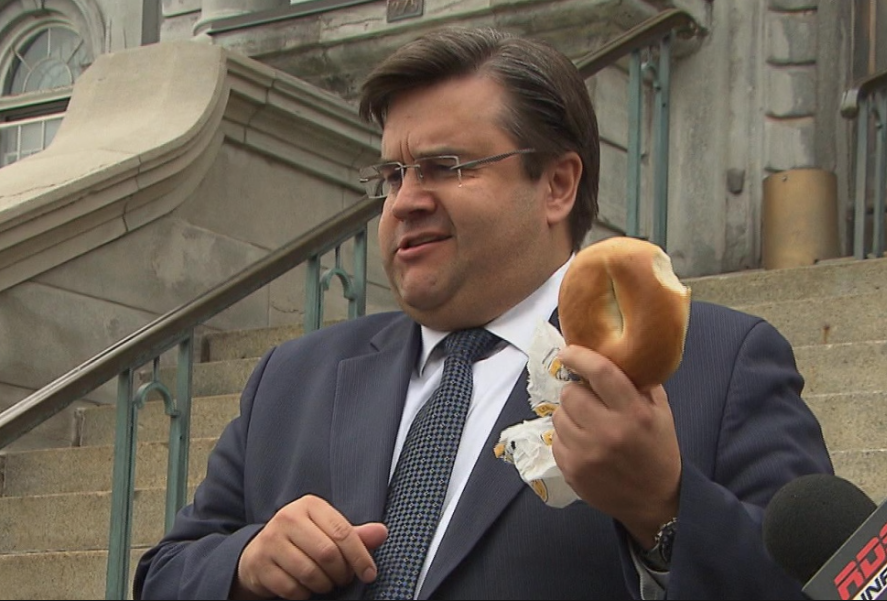 Le MAIRE CODERRE est dans la M....