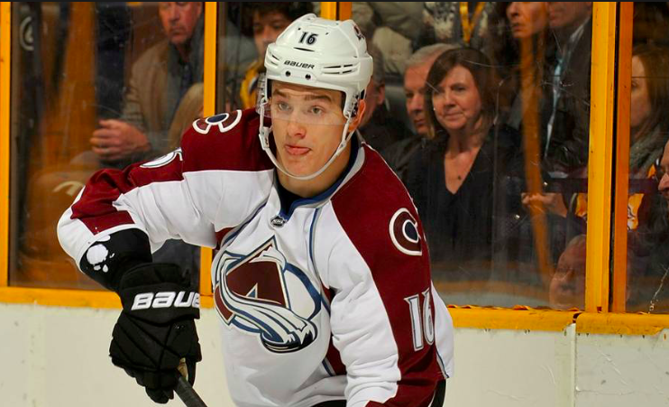 Le nom de Nikita Zadorov EXPLOSE à Montréal...