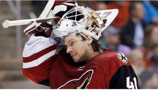 Le nouveau masque de Mike Smith...WOW...