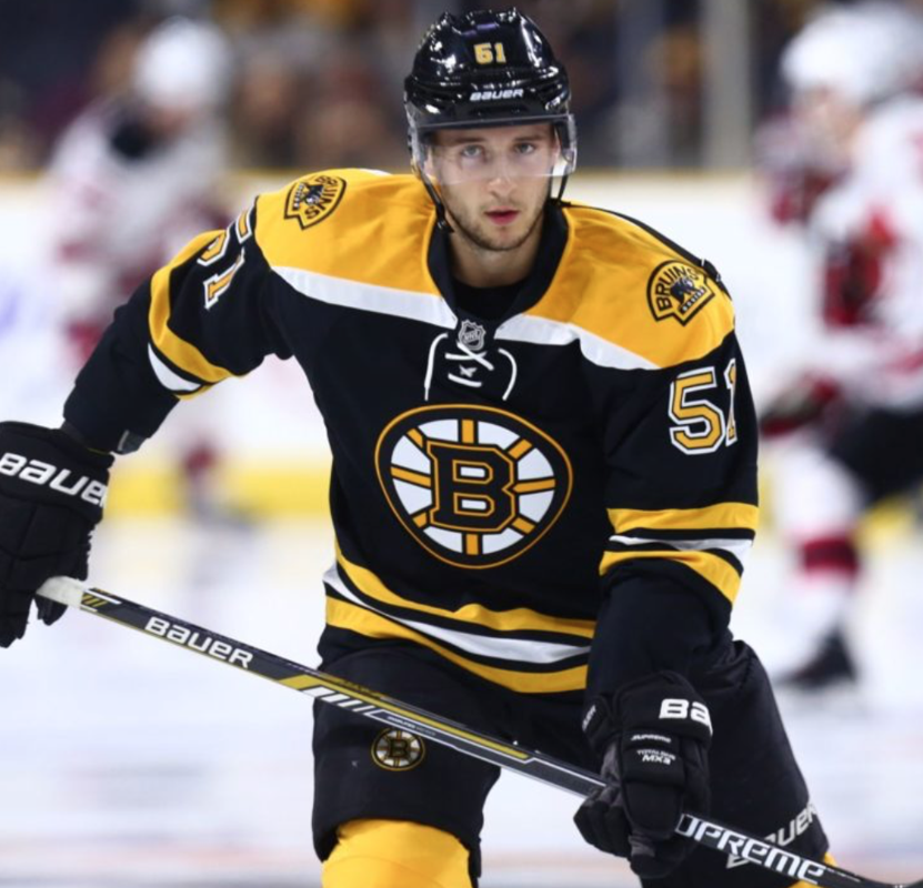 Les Bruins continuent de magasiner Ryan Spooner...