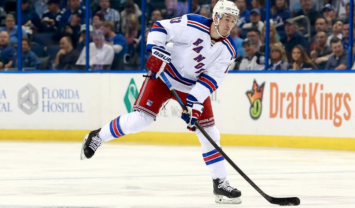 Les Bruins s'intéresseraient à un centre des Rangers...