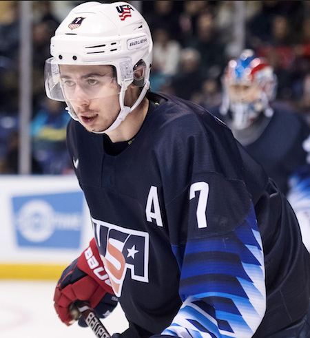 Les Canucks voudraient convaincre Quinn Hughes...