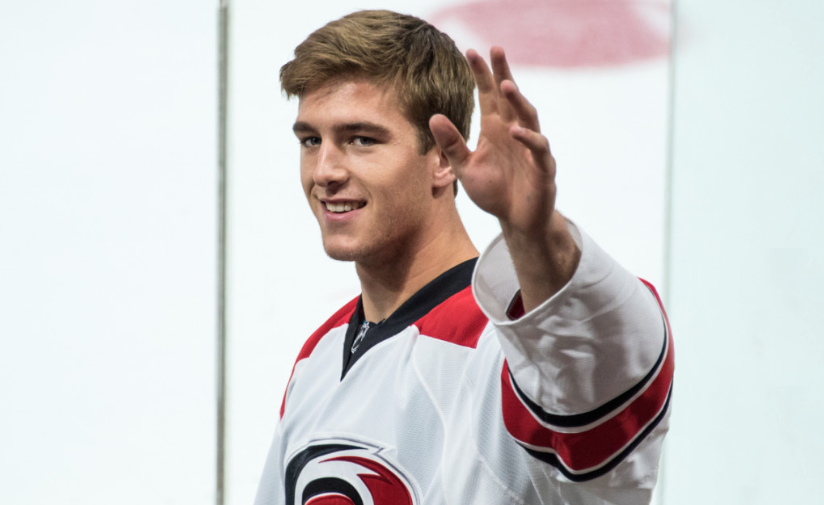 Les descripteurs de la Caroline viennent d'affirmer que le CH voulait Noah Hanifin et que Max Pacioretty pourrait être utilisé..
