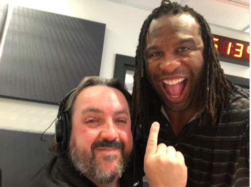 Les DEUX JAMBONS qui se MINOUCHENT!!!!!
