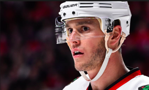 Les gens qui disaient que Jonathan Toews à Montréal..