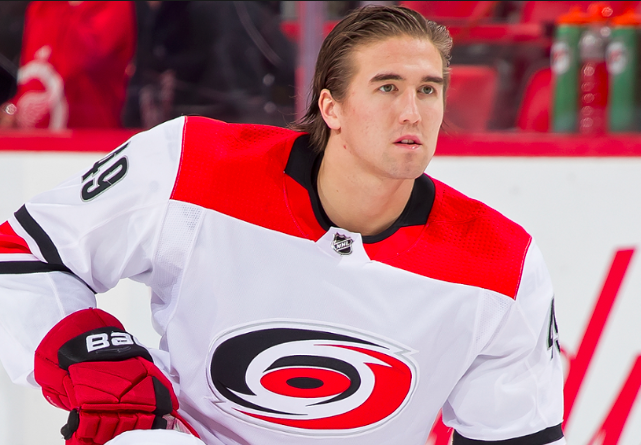 Les Hurricanes offrent Victor Rask...aux Penguins...