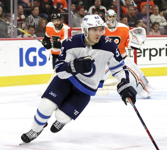 Les Jets encore aun plus fort de la course pour Mark Stone...