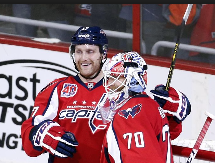 Les Jets et le CH ont de la compétition dans le dossier Karl Alzner..