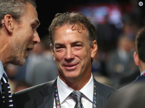 Les journalsites francophones veulent que Marc Bergevin pense comme Joe Sakic...