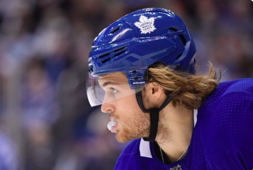 Les Leafs demandent Wayne Simmonds...Les Flyers demandent William Nylander.