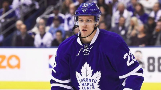 Les Maple Leafs tentent par tous les moyens...de l'échanger....