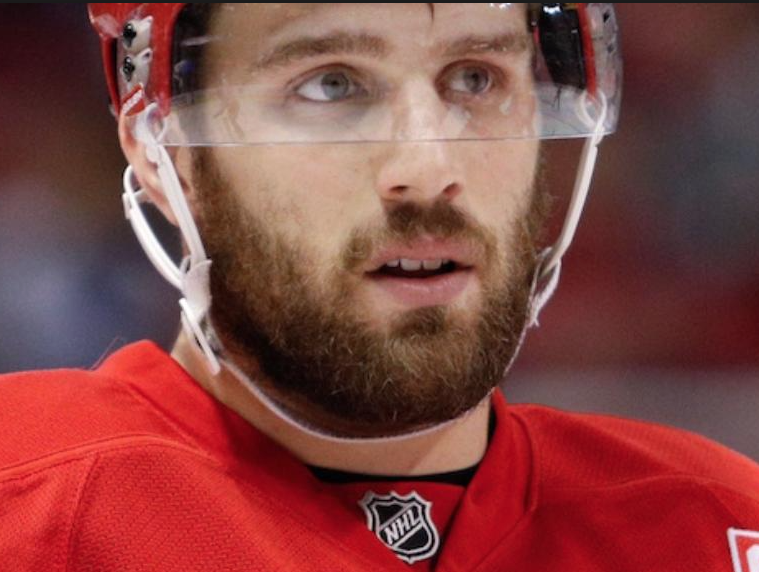 Les Penguins préfèrent... Riley Sheahan....À Tomas Plekanec..