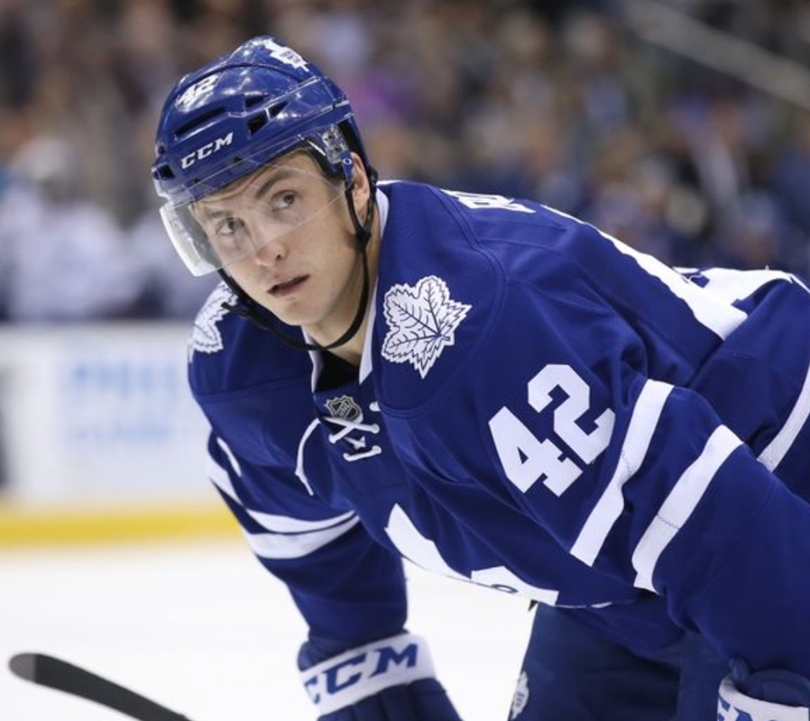 Les Rangers ont fait une offre pour Tyler Bozak...