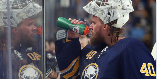 Les Sabres et les Flyers continuent de s'épier..