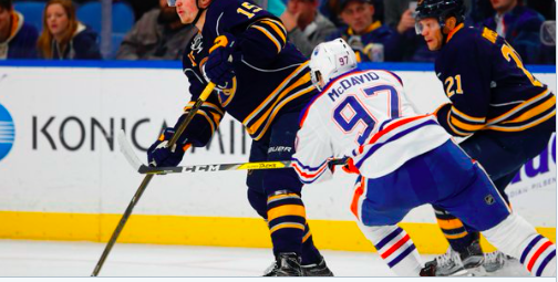 L'offre de 72 M$ sur 8 ans est toujours sur la table de Jack Eichel...