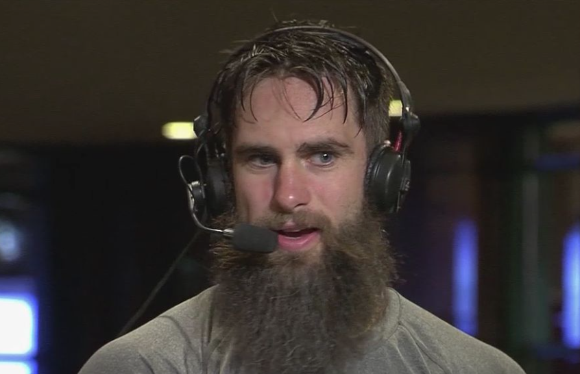 L'un de nos internautes a eu la MALADIE de Patrick Eaves...