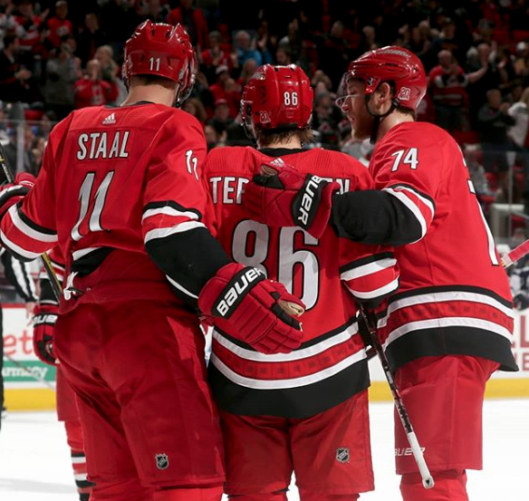 MALADE...Les Hurricanes, font voter les FANS...