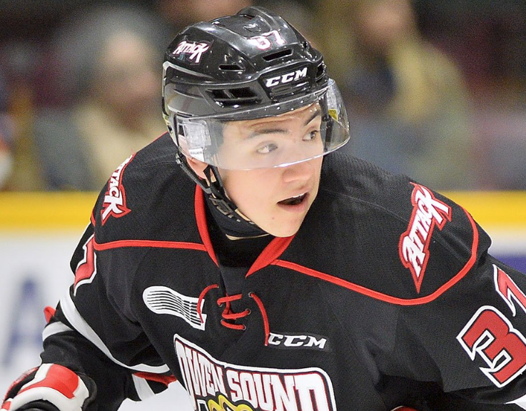 Malgré qu'il est ralenti, Nick Suzuki se rapproche...