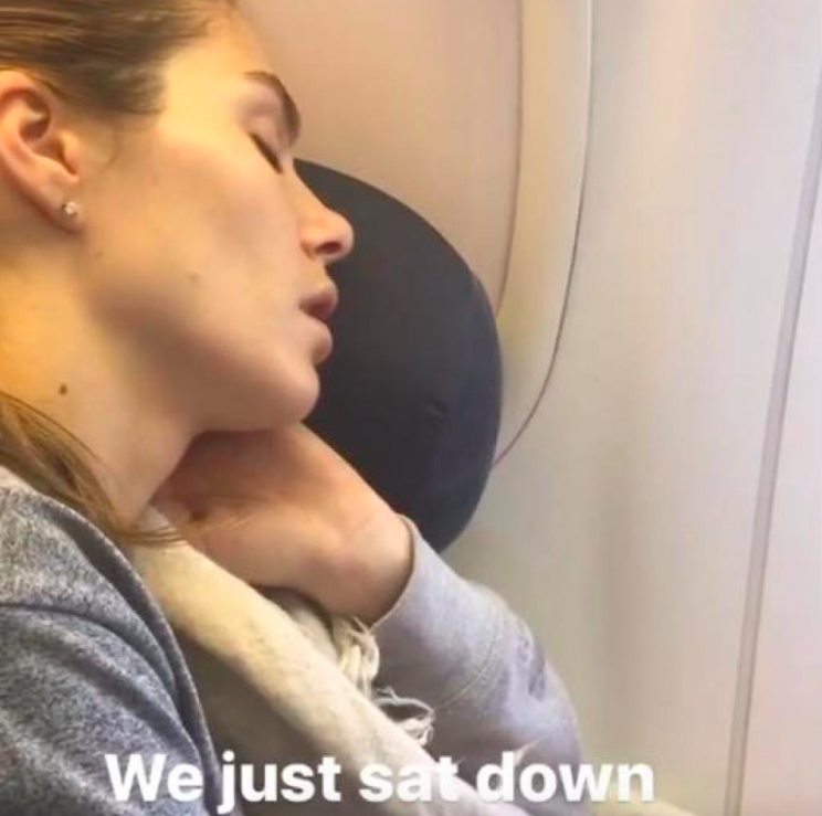Maripier Morin s'est endormie aussitôt rentré dans l'avion...avant son MARIAGE SECRET...