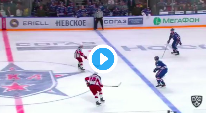 Maxim Shalunov...va HANTER les Hawks..