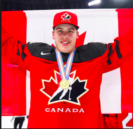 Maxime Comtois ou Ryan Poehling?