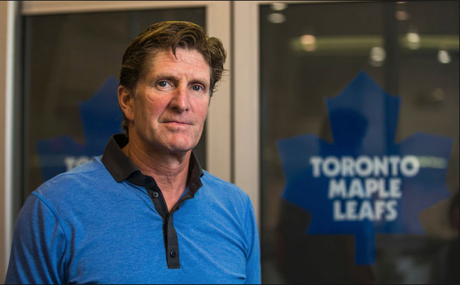 Mike Babcock a tellement PÉTÉ une COCHE...