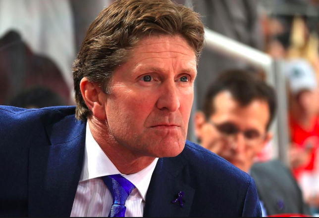 Mike Babcock GOSSE ses joueurs en SALE...