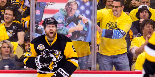 Mike Sullivan est allé visiter Phil Kessel à Toronto...POUR CALMER les RUMEURS...