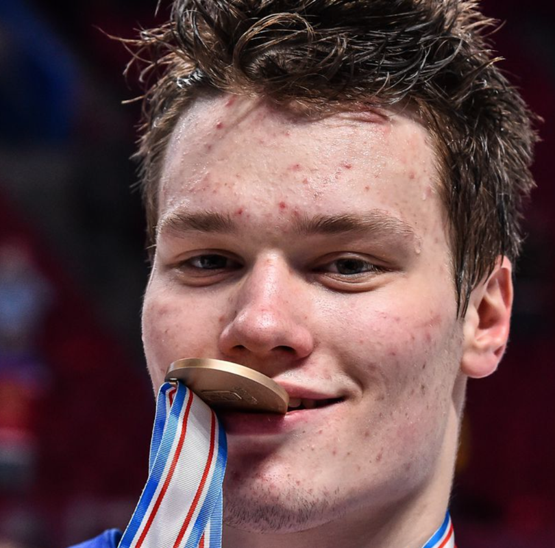 Mikhail Sergachev recrue de l'année ???