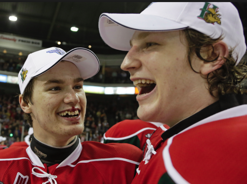 Nathan MacKinnon à Montréal: Les fans du CH ne lâchent pas le MORCEAU!!!
