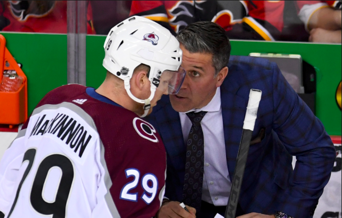 Nathan MacKinnon s'excuse...
