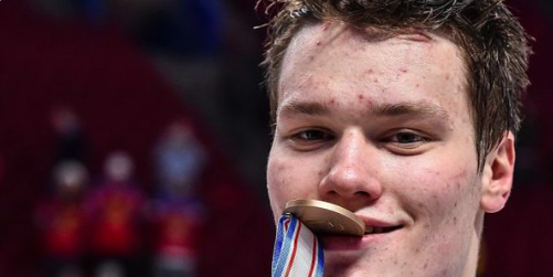  NBC parle de Mikhail Sergachev...