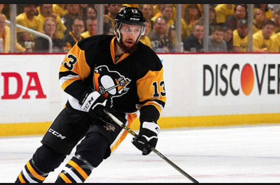 Nick Bonino a accepté MOINS d'ARGENT et d'ANNÉE pour aller à Nashville...Bergevin est en TA...