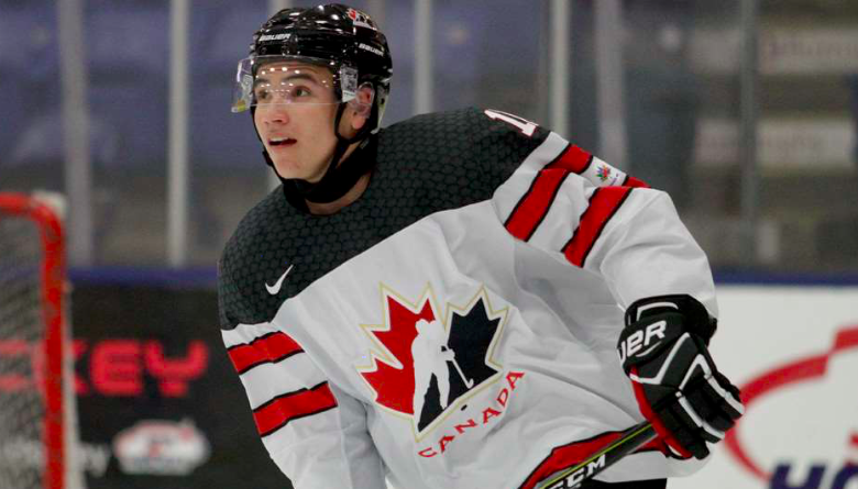 Nick Suzuki change de POSITION...