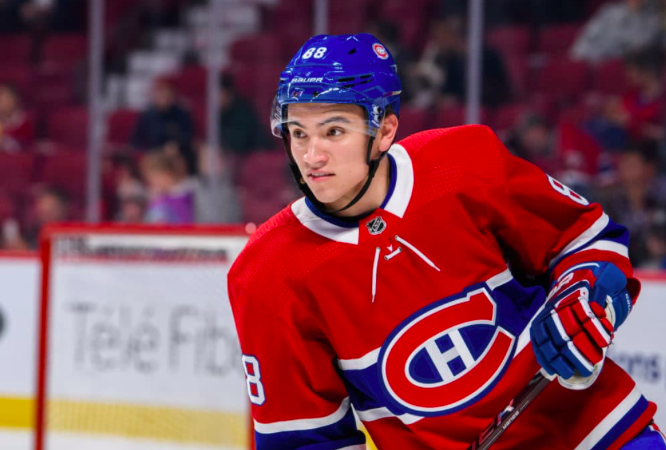 Nick Suzuki continue d'être en FEU..MAIS...