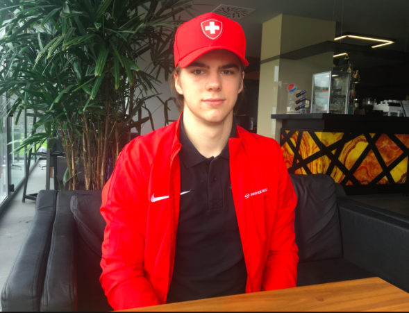 Nico Hischier aurait très mal pris les propos de son coach...