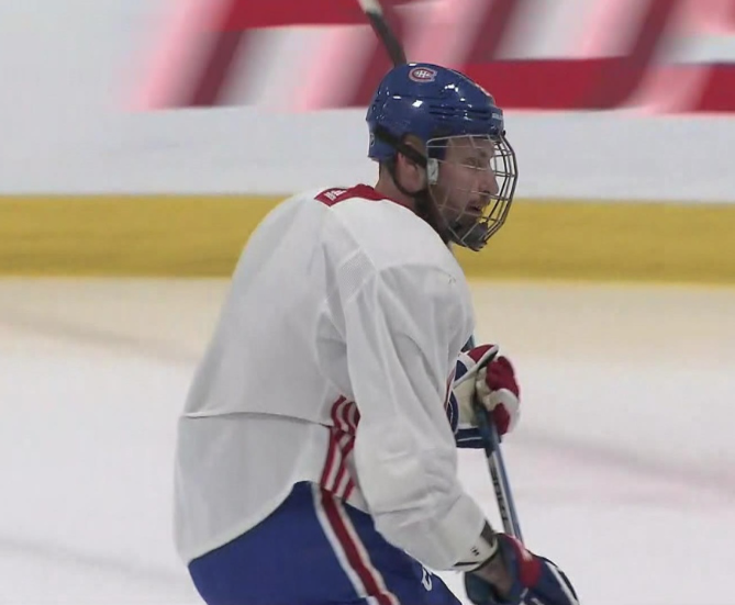 Nicolas Deslauriers est placé dans la vitrine...