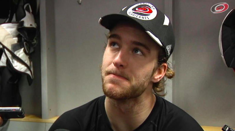 Noah Hanifin va se retrouver dans la division Atlantique....
