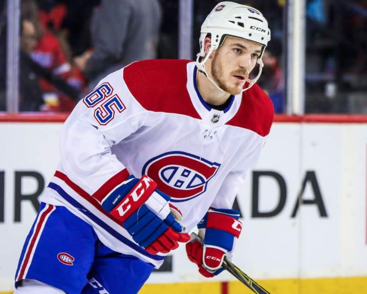 On pourrait remplacer Andrew Shaw...