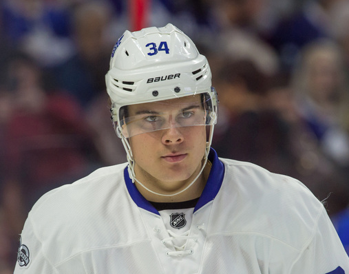 OUCH...Auston Matthews n'a pas mis la priorité sur son entraînement cet été...