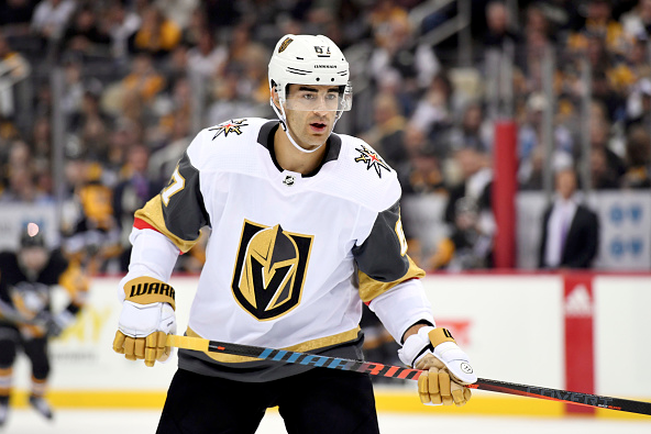 OUCH...Il lui reste encore 4 longues années à Vegas...