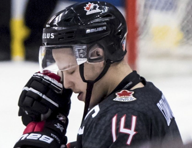 OUCH...Maxime Comtois jouait avec...