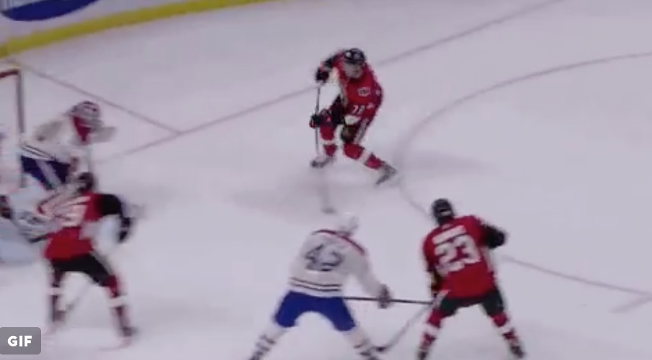 OUCH...Thomas Chabot humilie Chris Terry...