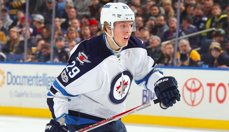 Patrik Laine....BEN NON!!!!!!! AYOYEEEEEE!!!!