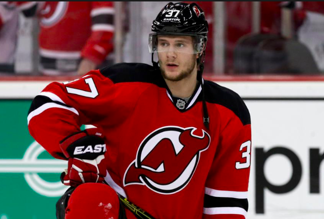 Pavel Zacha est sur le marché au New Jersey....On le VEUT!!!!!