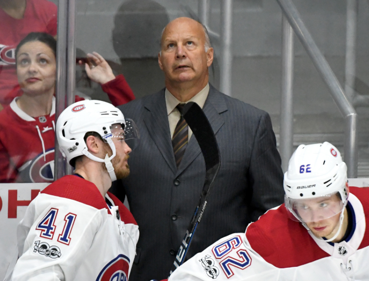 Pendant que Claude Julien somnole derrière son banc...